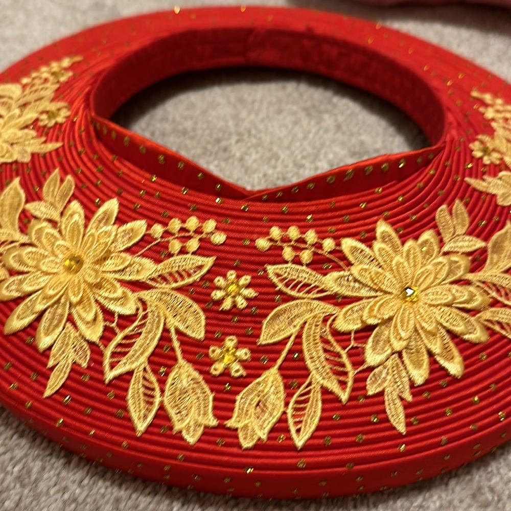COPY - Vietnamese wedding hat - Picture 2 of 2